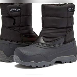 Boys London Fog Insulated Snow Boots— Size 4